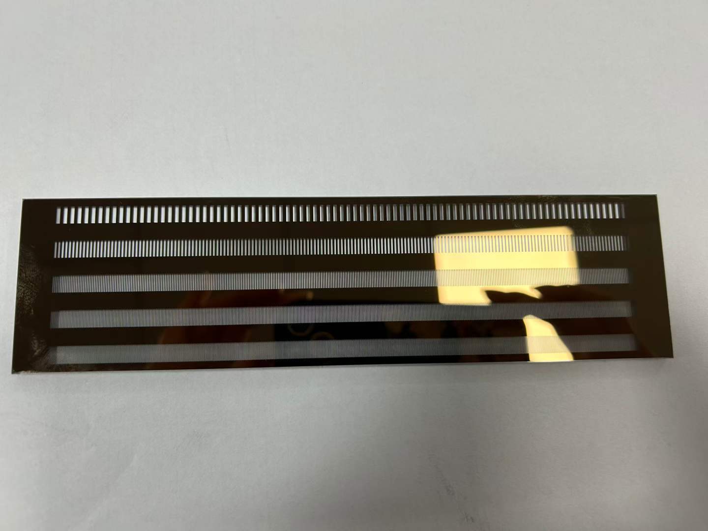 Custom Optical Gratings & Ronchi Rulings