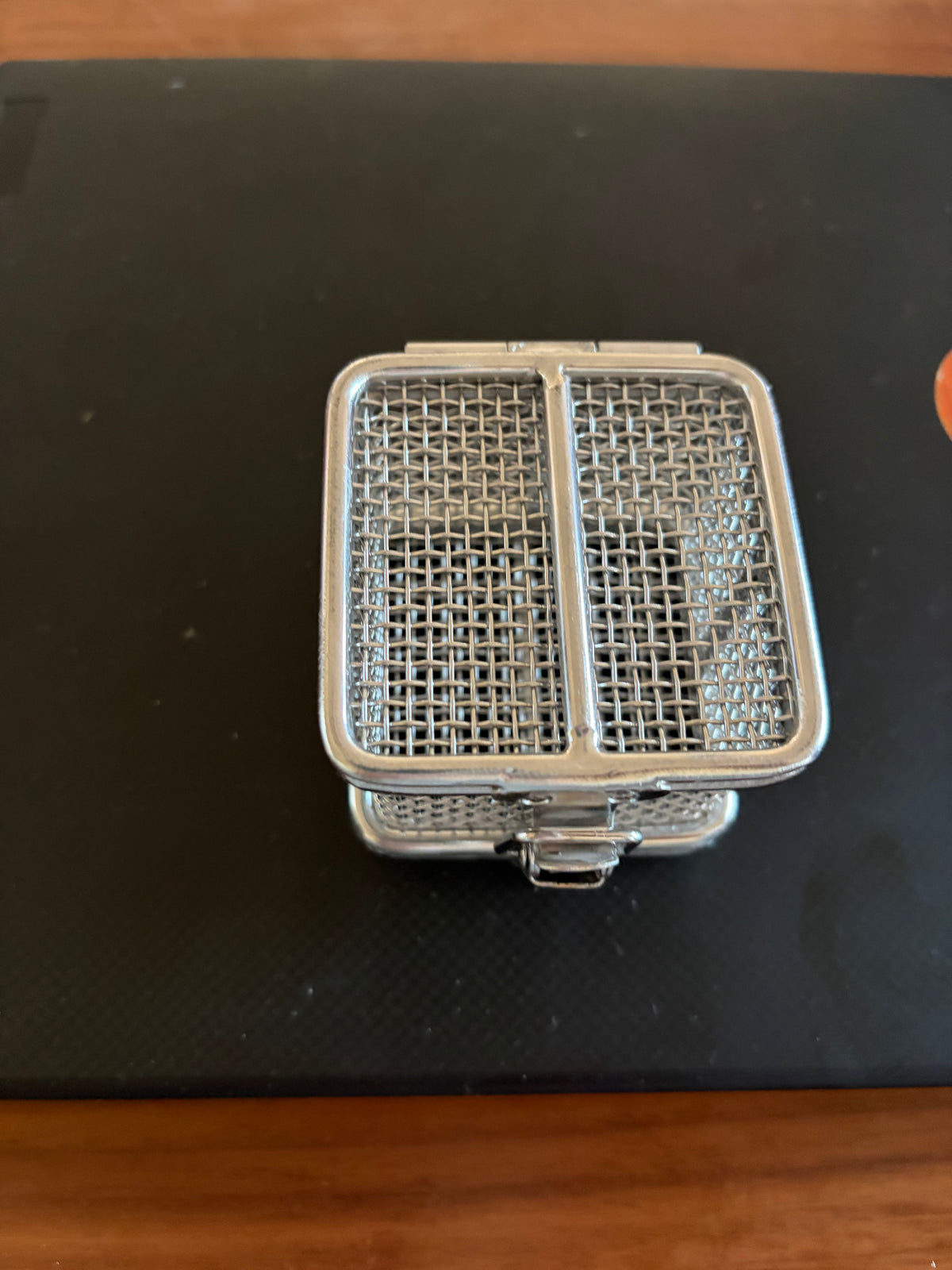 Stainless Steel Wire Mesh Basket with Lid 60×60×50mm 2mm Mesh Cleaning Holder